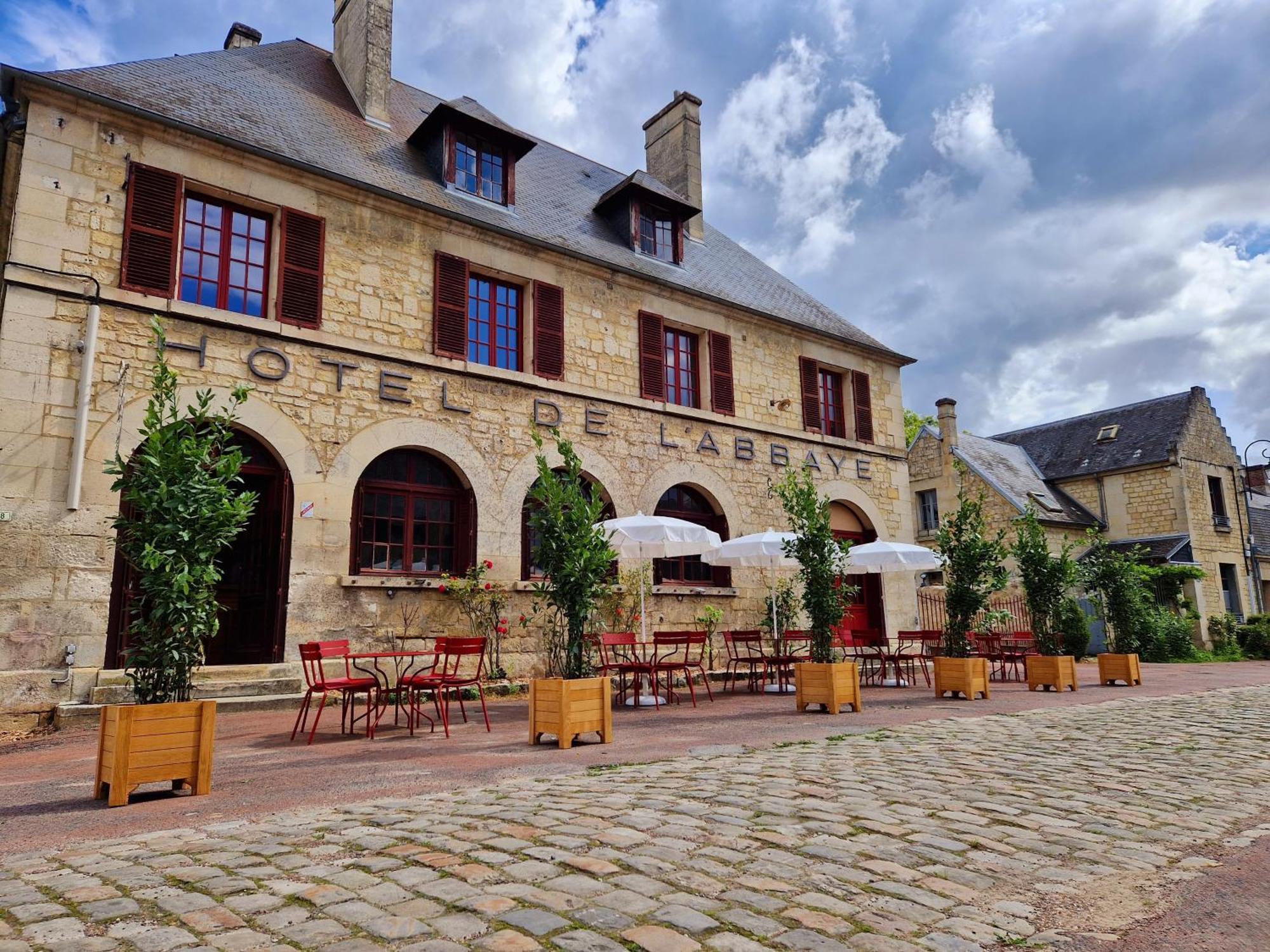 Hotel De L'Abbaye De Longpont Екстер'єр фото