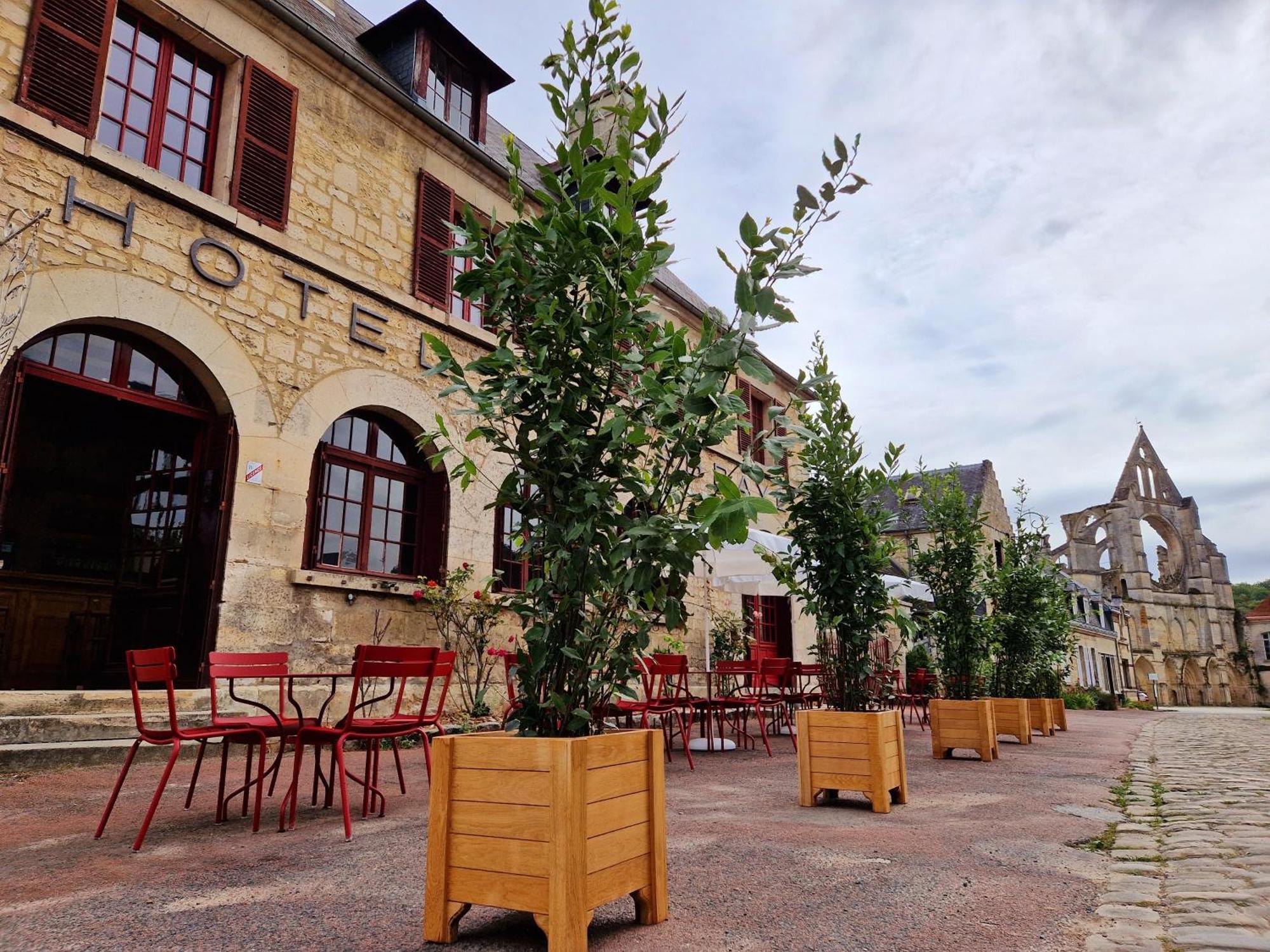 Hotel De L'Abbaye De Longpont Екстер'єр фото